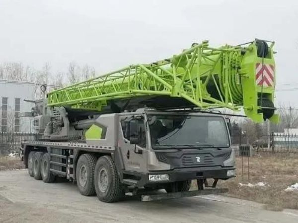 鸡西市吊车租赁公司_吊车出租的安全装置及知识